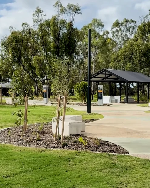 Petrie lakefront walking trail